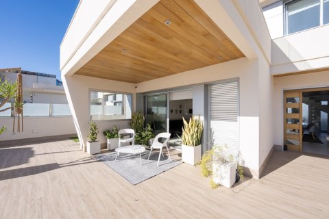 4 bedrooms Villa in Alicante, Spain No. 126014