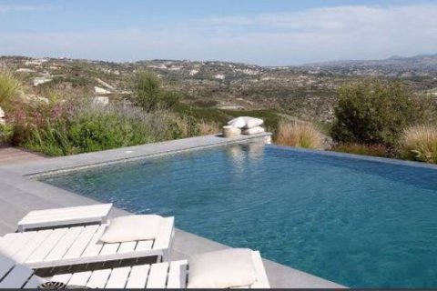 4 bedrooms Villa in Tsada, Cyprus No. 72074 8
