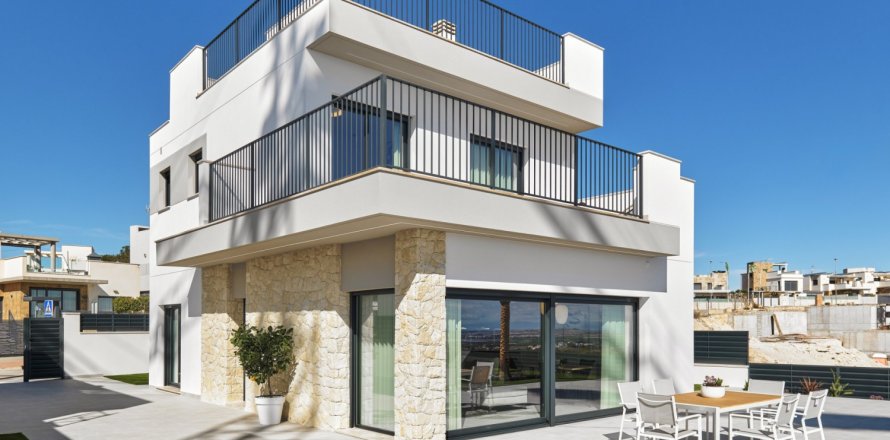 3 bedrooms Villa in San Miguel de Salinas, Spain No. 111118