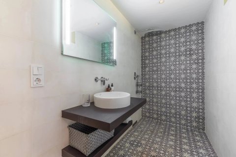 Дом с 4 спальнями в Канны, Франция №78792 7