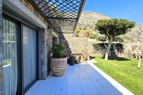 6 bedrooms Villa in Agios Nikolaos, Greece No. 108274 6