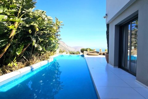 6 bedrooms Villa in Agios Nikolaos, Greece No. 108274 8