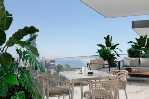2 bedrooms Apartment in Limassol, Cyprus No. 82807 3