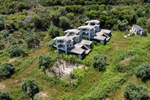 10 rooms Building in Chalkidiki, Greece No. 108328 1