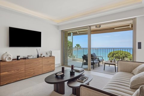 2 bedrooms Apartment in Cannes, France No. 68800 7