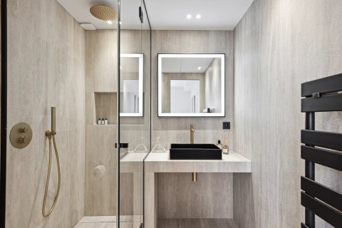 2 bedrooms Apartment in Cannes, France No. 68800 14