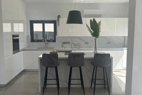 3 dormitorios Villa en Episkopi, Cyprus No. 80775 7