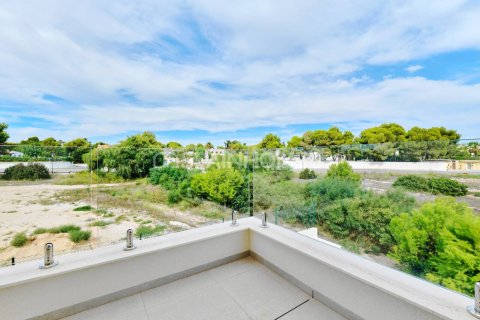 3 bedrooms Villa in Tan Binh, Vietnam No. 88391 30