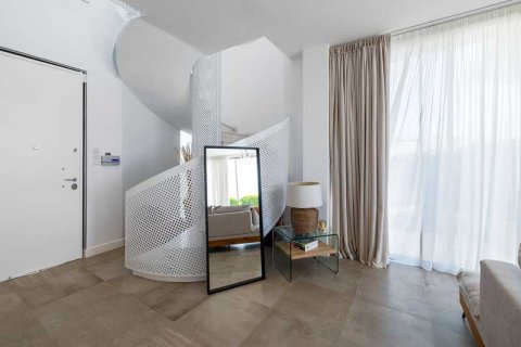 Вилла с 4 спальнями в Пейя, Кипр №66128 8