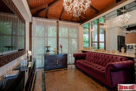 4 bedrooms Villa in Surin Beach, Thailand No. 96187 3