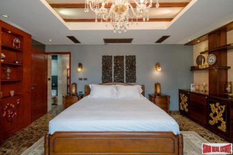 4 bedrooms Villa in Surin Beach, Thailand No. 96187 16