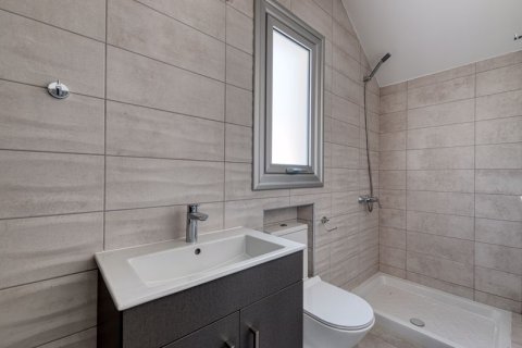 4 bedrooms Villa in Paralimni, Cyprus No. 36671 10