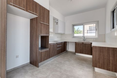 4 bedrooms Villa in Paralimni, Cyprus No. 36671 7