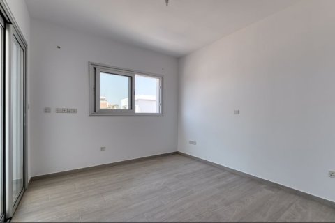 4 bedrooms Villa in Paralimni, Cyprus No. 36671 13