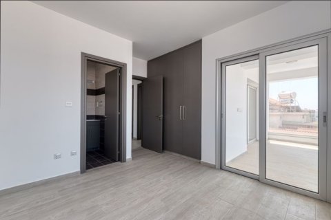 4 bedrooms Villa in Paralimni, Cyprus No. 36671 12