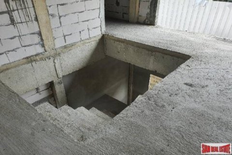 384000m² Land in Bangkok, Thailand No. 97052 15