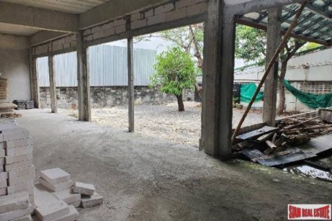 384000m² Land in Bangkok, Thailand No. 97052 11