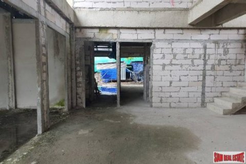 384000m² Land in Bangkok, Thailand No. 97052 8