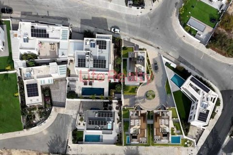 4 bedrooms House in Agios Athanasios, Cyprus No. 101929 8