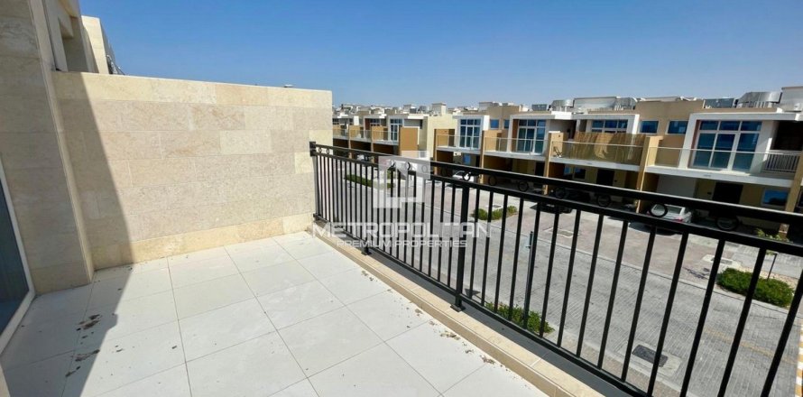 3 bedrooms Townhouse in Nam Tu Liem, Vietnam No. 67145