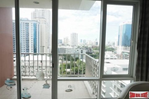 2 bedrooms Apartment in Bangkok, Thailand No. 96997 4