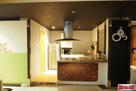 2 bedrooms Apartment in Bangkok, Thailand No. 96997 7