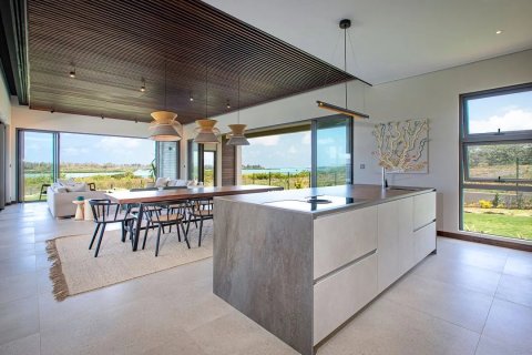4 bedrooms Villa in Black River, Mauritius No. 86625 4