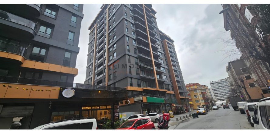 Квартира с 3 спальнями в Кючюкчекмедже, Турция №122904