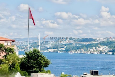3 bedrooms Apartment in Beyoglu, Turkey No. 129287