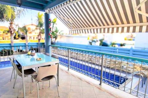 5 dormitorios House en Livadia, Cyprus No. 100459 9