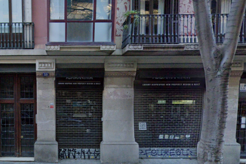 219m² Commercial property à L'Eixample, Spain No. 26973