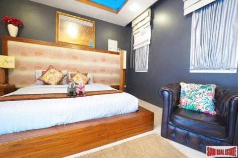 4 bedrooms Villa in Chalong, Thailand No. 95803 16
