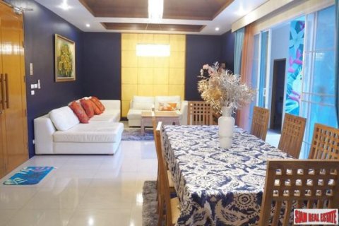 4 bedrooms Villa in Chalong, Thailand No. 95803 7