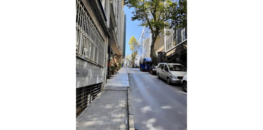 3 bedrooms Apartment in Sisli, Turkey No. 121077