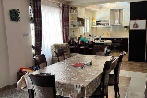 5 dormitorios Villa en Germasogeia, Cyprus No. 63592 10