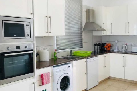 Дом с 3 спальнями в Айя Напа, Кипр №101233 10