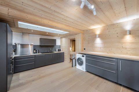 4 bedrooms Apartment in Demi-Quartier, France No. 99611 8