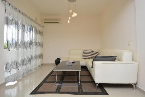 4 bedrooms Villa in Chania, Greece No. 104407 5