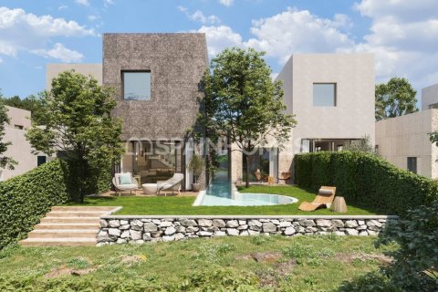 5 bedrooms Villa in Torrelodones, Spain No. 123937