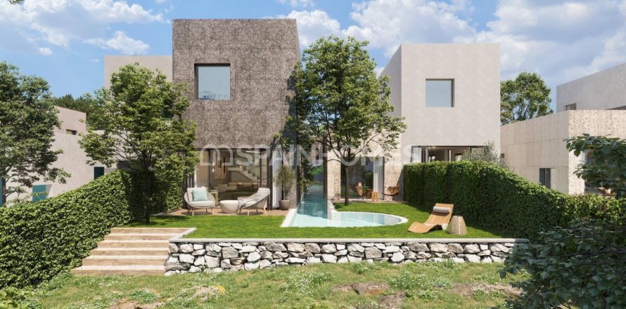 5 dormitorios Villa en Torrelodones, Spain No. 123937
