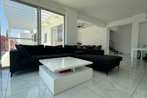 Вилла с 3 спальнями в Айя Напа, Кипр №77959 10