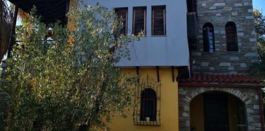 4 bedrooms Villa in Chalkidiki, Greece No. 107715