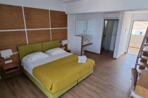 19 bedrooms Hotel in Zakynthos, Greece No. 24768 14