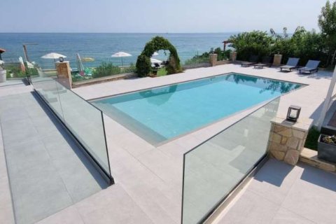 19 bedrooms Hotel in Zakynthos, Greece No. 24768 4