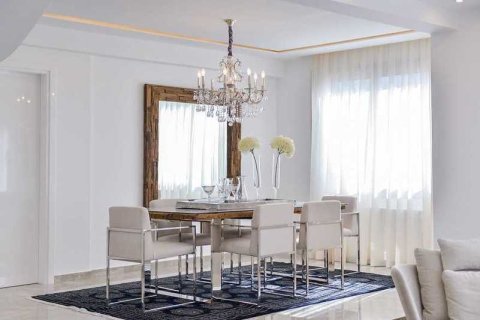 Дом с 5 спальнями в Агиос Тихонас, Кипр №29319 4