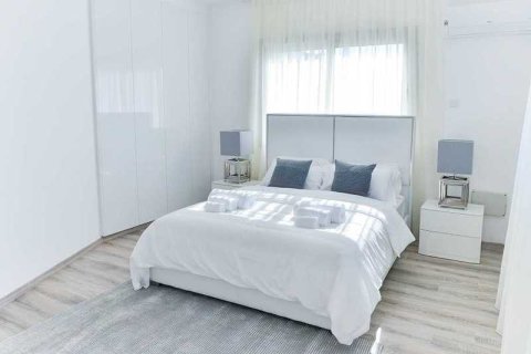 Дом с 5 спальнями в Агиос Тихонас, Кипр №29319 10