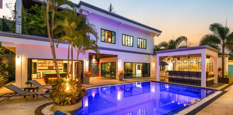 6 bedrooms Villa in Rawai, Thailand No. 96778