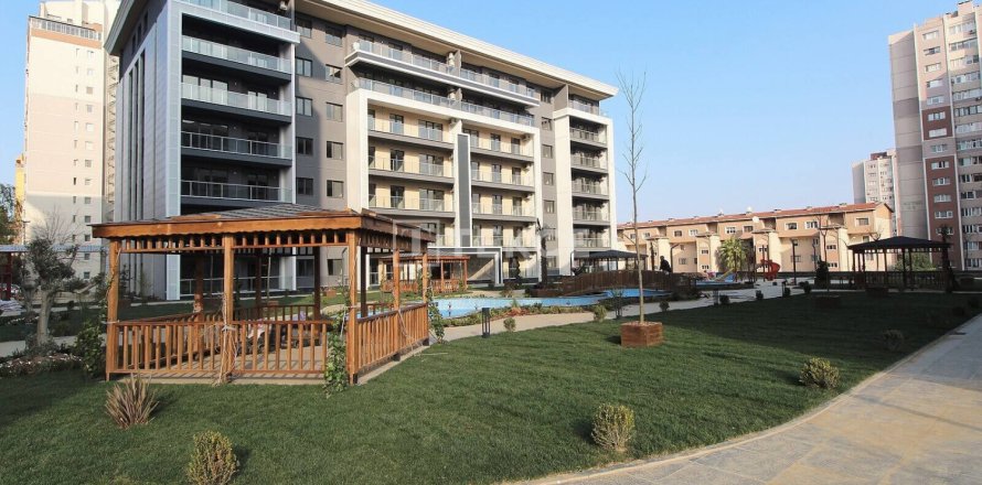 2 bedrooms Apartment in Istanbul, Turkey No. 11225