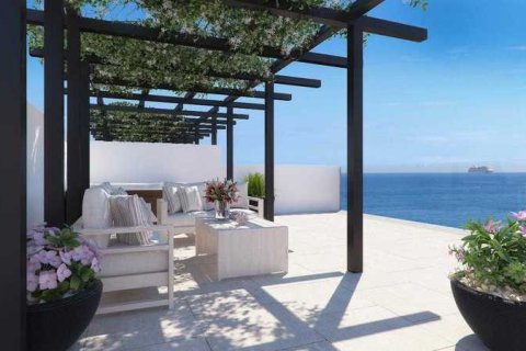 2 bedrooms Penthouse in Limassol, Cyprus No. 33132 7