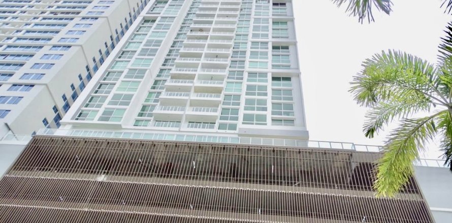 3 bedrooms Apartment in Panama City, Panama No. 122142